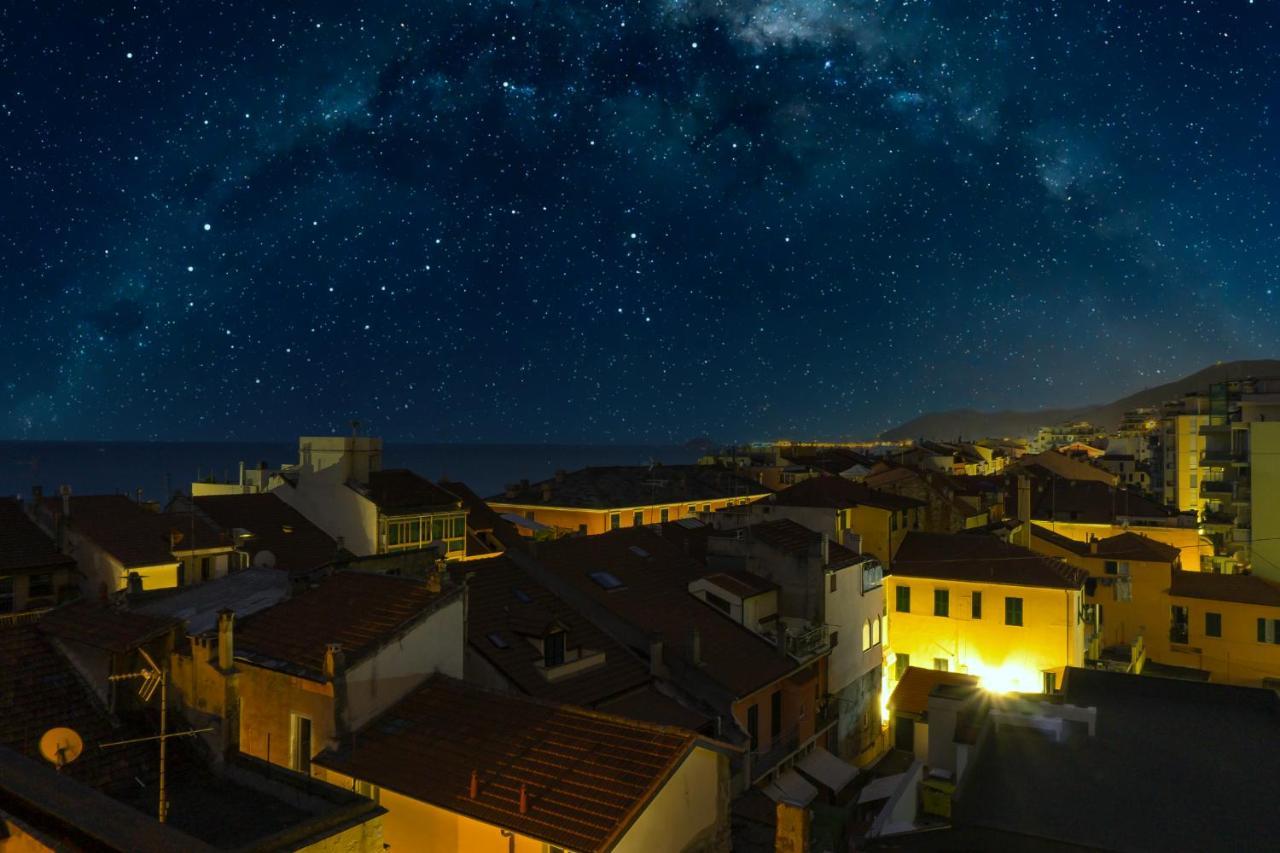 Attico43 Openspace Fronte Mare Loano Exterior photo